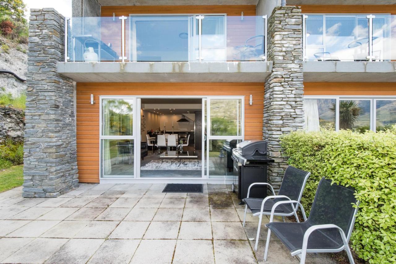Lakeside Luxury With Spa Queenstown Exteriér fotografie
